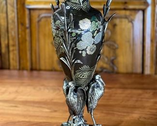 Castilian Imports Heron & Cattails Vase Decorative 	1186005	21.5in H x8x8in