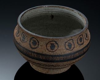 Millie Sabman Hopi Pottery Bowl Stoneware 	425034	4.75in H x 7in Diameter at widest point 