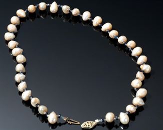 Vintage Baroque Pearl Necklace 15in long 	331431