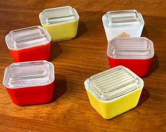Lot of 6 Pyrex Vintage Refrigerator Dishes 7 lids 501 Ovenware Containers w/ Glass Lid	333406	3x3.25x4.25in ea