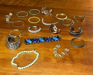 19pc Vintage Costume Jewelry Lot Bracelets/Cuffs/Bangles 	244050	18 pieces