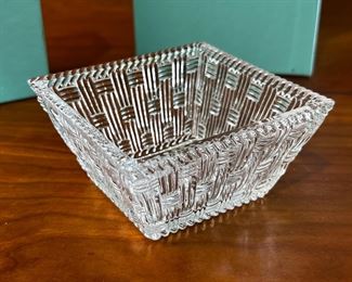 Tiffany & Co Candy Dish with Box	222226	Bowl is 2x4x4 Box 4.5x5x5