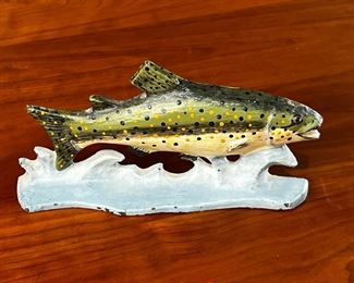Iron Bass Fish Door Stop Hand Painted	222232	4.5x9.25x1.5