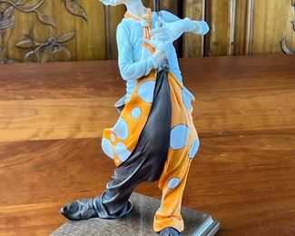 Giuseppe Armani Florence Clown Figurine on Wood Stand	418026	12x6x6