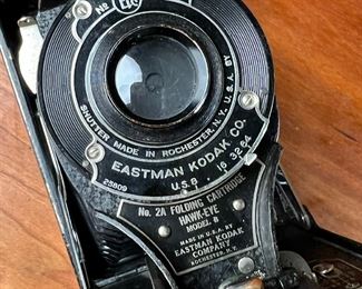 Vintage Eastman Kodak Camera No. 2A Folding Cartridge Hawk-Eye Model B 	222257	3.5x8x1.5