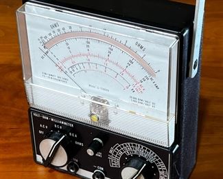 VINTAGE Central C-7080EN Multimeter OHM/VOLT	333370	7.5x6.5x3.5in