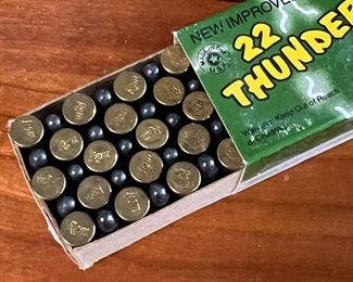 Remington 22 LR Thunderbolt 500 rounds Ammo	333392	2.5x2.5x5.75