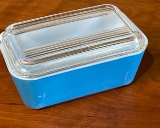 Pyrex 502 Ovenware Vintage Refrigerator Dishe Container w/ 3 Lids	333407	3x4.25x6.75in