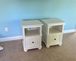 2 Pottery Barn Teen Chelsea White Nightstands 