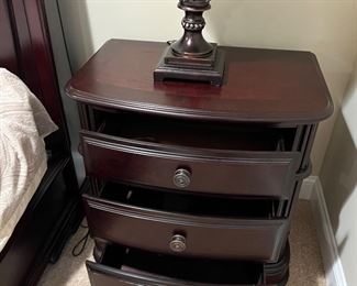 2 nightstands
28” x 18” x 28”H 