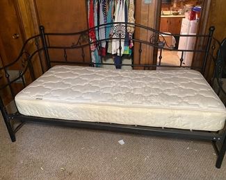 Day bed - black wrought iron - with mattress