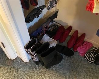 Ladies shoes & boots