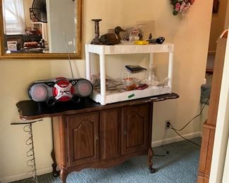 Buffet on wheels - Vintage - top folds back in on sides