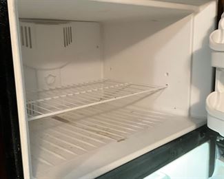 Refrigerator - small Color is black