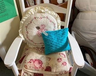 Bedroom - Small white rocker