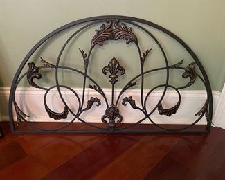 W8 $20 metal wall art. Measures 36” wide x 20” tall 