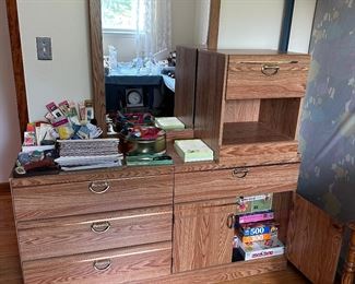 DRESSER & NIGHTSTAND