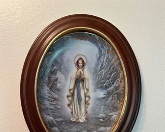 FRAMED COLLECTOR PLATE