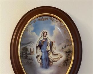 FRAMED COLLECTOR PLATE