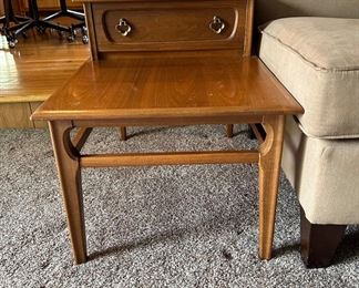 VINTAGE MERSMAN END TABLE 