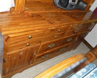 Matching dresser w/mirror