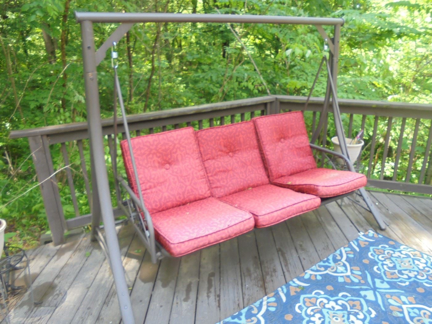 Outside swing 1 of 4