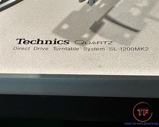 Technics SL-1200MK2 Direct Drive Turntable