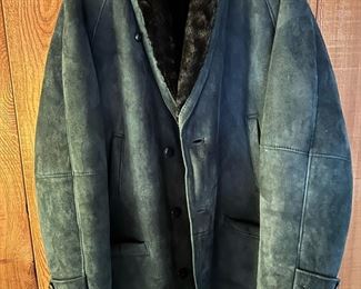 HIDE SOCIETY Dyed Sheepskin Men's Coat