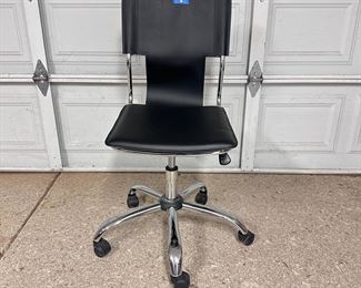 Office Star Armless Swivel Task Chair
