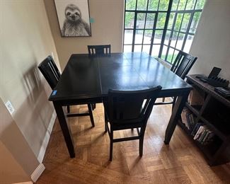 Extendable Table and 4 Bar Chairs
