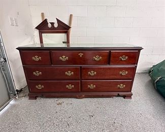 Cherry Tone 7-Drawer Dresser