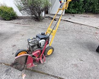 McLane Gas Edger/Trimmer
