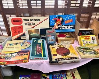 Lots of vintage games