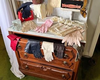 Beautiful Vintage/Antique Gloves & Bra