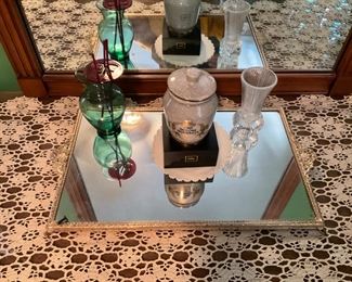 GLASS DRESSER SET