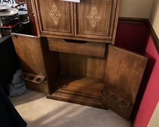 LIQUOR CABINET