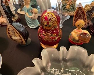 RUSSIAN NESTING DOLLS