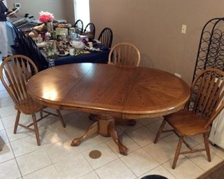 Oval table 
3 good chairs 
1 chair needs work not shown 
$360