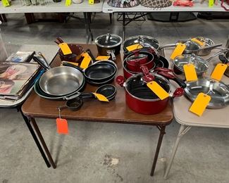 Pots/pans 