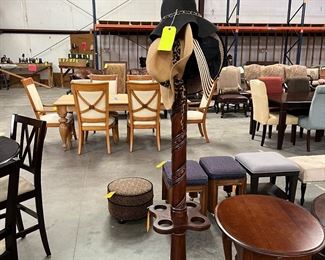 Hat’s 
Hall tree 
Tables