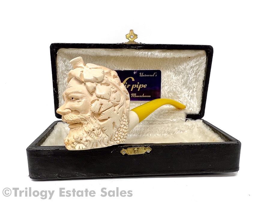 Vintage Estate Douglas Universal's Sir Carved Meerschaum Bacchus Pipe In Presentation Box
