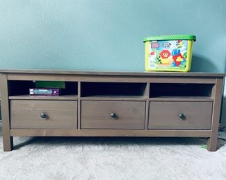 Console with drawers.