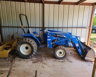 McMaster New Holland TC30 Tractor