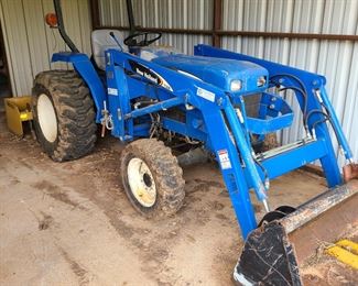 McMaster New Holland TC30 Tractor