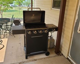 Master Forge Gas Grill