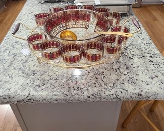 Culver Cranberry Scroll Punch Bowl (1950'2)