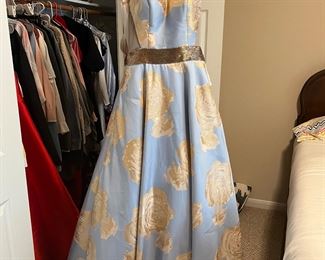 Girls prom dresses, clothing