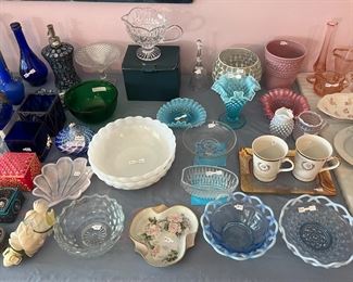 Milk glass, depression glass & other collectibles.   Gold trimmed "R" monogrammed Wedgewood mugs