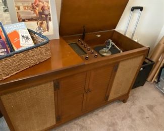 Fisher Electra Stereo Console
