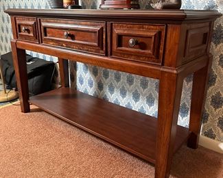 Vineyard wooden hall table with 3 drawers and lower shelf, very good condition 29"H x 48"W x 18"D 